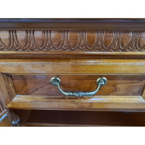 431 - Star Lot : A solid well made home bar with large pull out top, two drawer and two additional cupboar... 