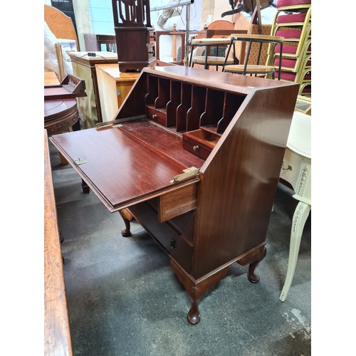 901 - A nice clean example of a vintage writing bureau, Always like these the top folds down to use as a d... 