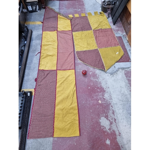 580 - A pair of large heraldic banners for decorating grand halls or streets for various events. In a red ... 