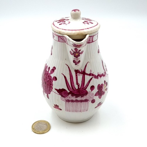 261 - Star Lot: An antique c.1774 Meissen lidded cream jug from the Marcolini period. Boasting a beautiful... 