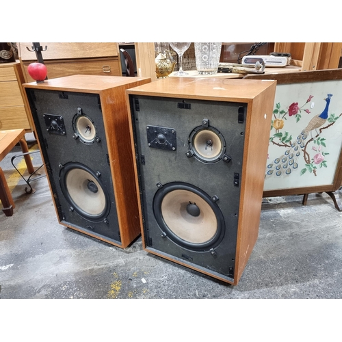 873 - A pair of high quality retro, vintage  Brahms Balmoral speakers.