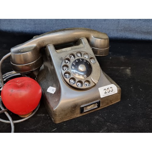 253 - A superb Mid Century bakelite rotary dial telephone by Ericsson.