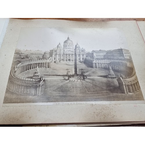 744 - A beautifully presented early 20th Century photo book on the ancient city of Rome.