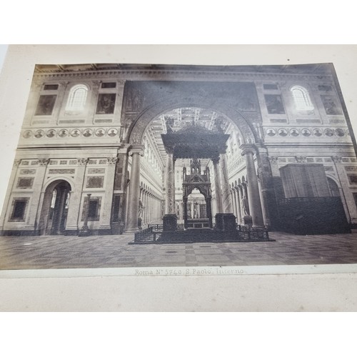 744 - A beautifully presented early 20th Century photo book on the ancient city of Rome.