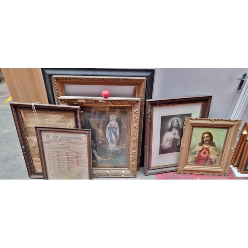 152 - Four framed vintage prints of a religious interest including the Apostleship of Prayer, two images o... 