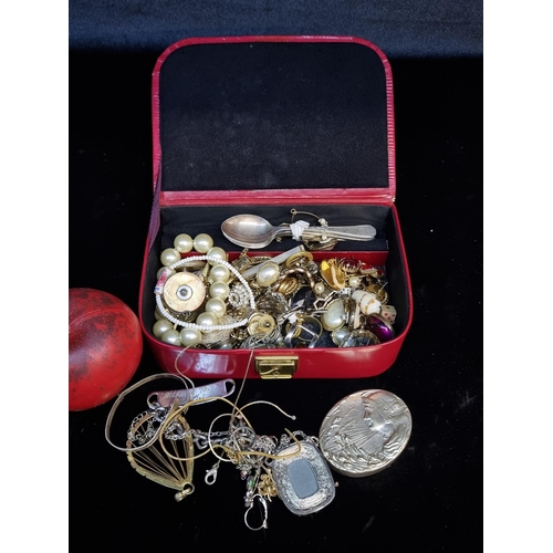 154 - A mixed lot of vintage items including medals, spoons and broches. Nice Art Nouveau piece at the fro... 