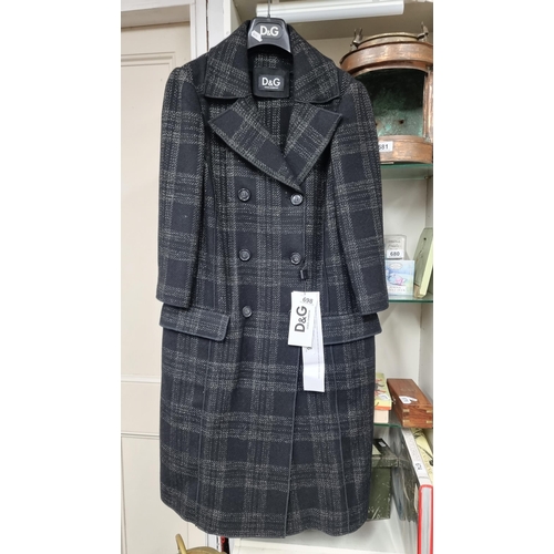 698 - Star Lot : A Fabulous  brand new Dolce & Gabbana ladies classic style coat, black tweet style fabric... 