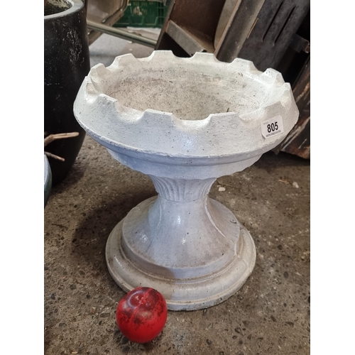 805 - An elegant reconstituted stone garden pedestal planter in white.