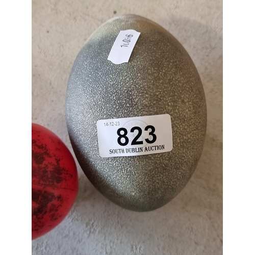 823 - A very eggciting interesting large egg possibly that of a Cassowary or Emu. In Eggcellent condition.