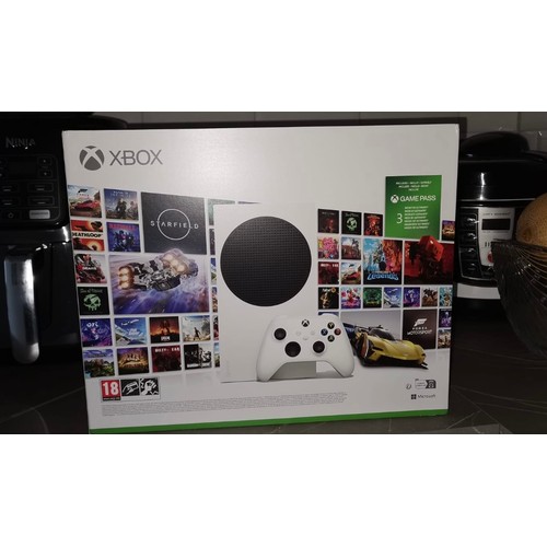 963 - Star Lot : A brand new Xbox Series S 512 Gb SSD Bundle, With Game Pass. Fully sealed in original box... 