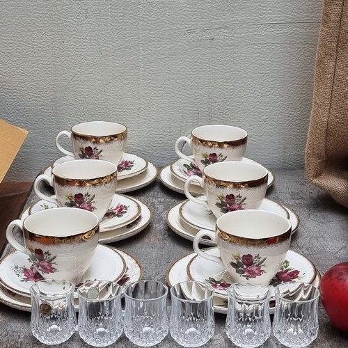 426 - Approx. Seventeen pieces of Irish made Carrigaline Pottery tea set comprising of cups, saucers and s... 