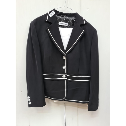 345 - A timeless black-and-white Gerry Weber two piece suit consisting of a blazer, boasting sleek trim an... 