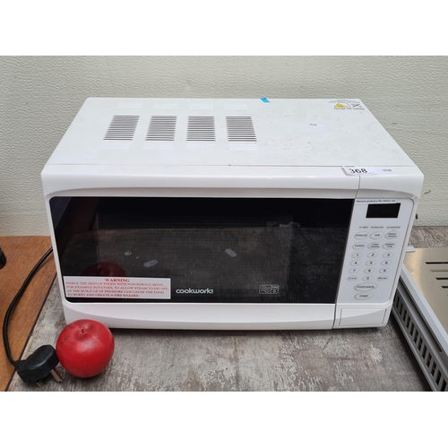 368 - A 700w white Cookworks microwave, Only a few months use and fully working.