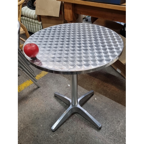 500 - A stainless steel Bolero round cafe / bistro table.