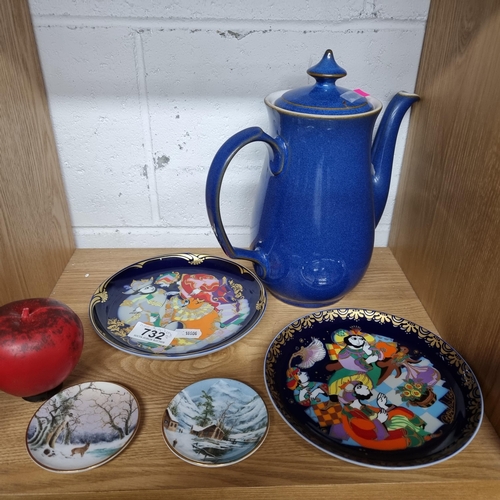 732 - A selection of four pottery items including a Denby coffee pot in navy, a pair of Rosenthal side pla... 