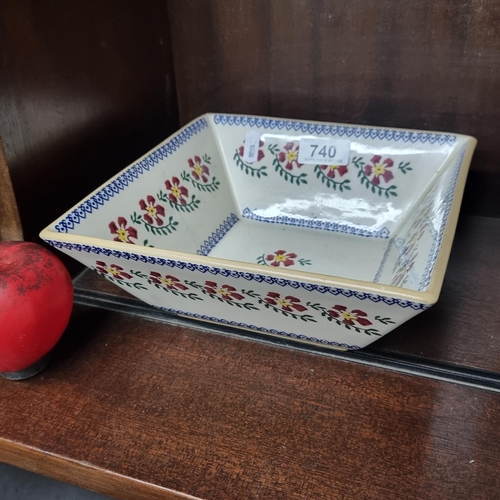 740 - A lovely large Nicholas Mosse square serving bowl in the Old Rose pattern. In very good condition.