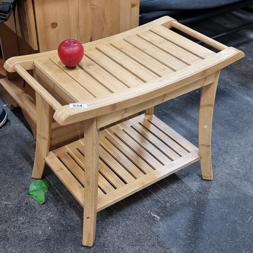 934 - Sturdy oak side table/stool featuring a slatted design, shelf to base and handles. Perfect for timel... 