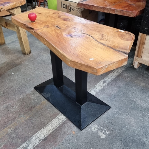 952 - Star Lot : Expensive live-edge wood table with black metal legs, perfect blend of natural charm and ... 