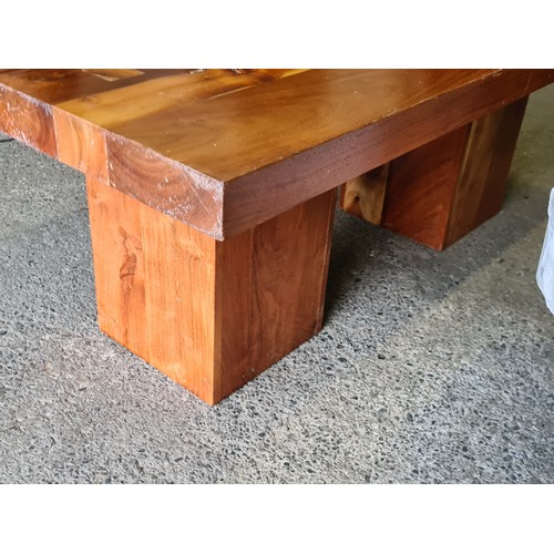 797 - Star Lot : An unusual and very stylish coffee table featuring a solid wood top boasting attractive j... 