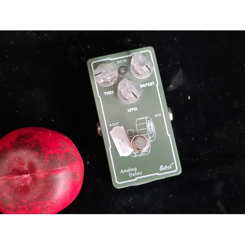 261 - A Belcat electric guitar DLY-603 Analog Delay Pedal.