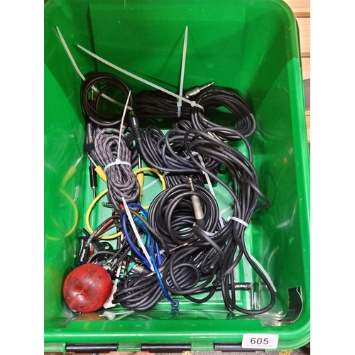 605 - A box containing high quality amp cables.