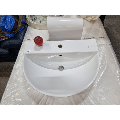 657 - A brand new Vitra half pedestal bathroom sink, with the pedestal . €160 with the faucet on Victoria ... 