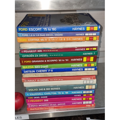 799 - A super collection of 18 vintage Haynes hardback car owners workshop manuals. Includes manuals for c... 