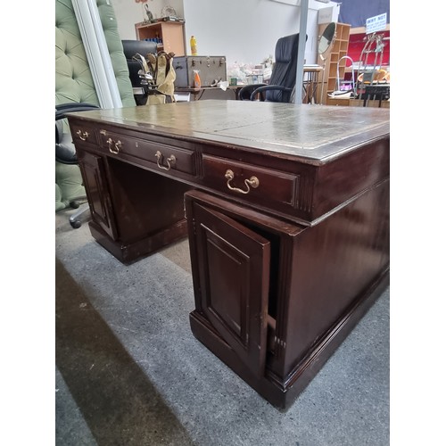 838 - Super Star Lot: A very handsome and large early 20th century partners pedestal desk featuring 9 draw... 