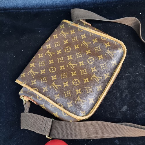 321 - Star Lot: A magnificent designer Louis Vuitton brown canvas bosphore shoulder bag featuring the mono... 