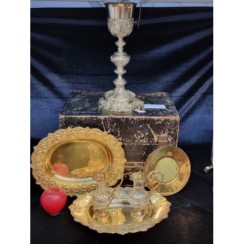 795 - Star Lot: A stunningly ornate 20th century French gold plated chalice communion set. Manufacturer - ... 