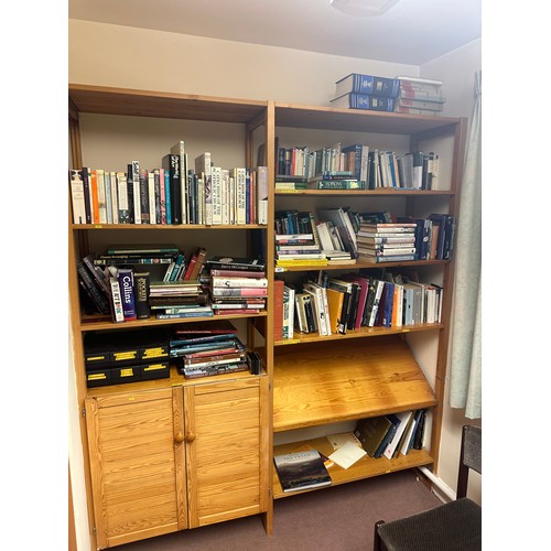 427 - Eight Shelves of books, Unchecked as pictured.

There is only two opportunities to collect from the ... 