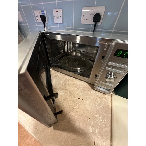 460 - A Stainless Steel Dimplex 800 W microwave.
There is only two opportunities to collect from the Home,... 