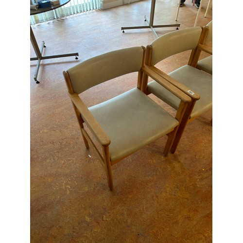 465 - Set of 4 Mid century Parker Knoll Pk 1089/90 armchairs.
There is only two opportunities to collect f... 