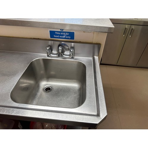 476 - Star Lot : A Good L Shape Wash up station. With pull down stray and A double sink and an additional ... 