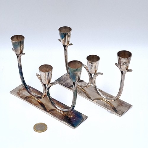 682 - A pair of Oneida silver plated candle holders, items made in Canada, base 15cmx4cm height 12cm, tota... 