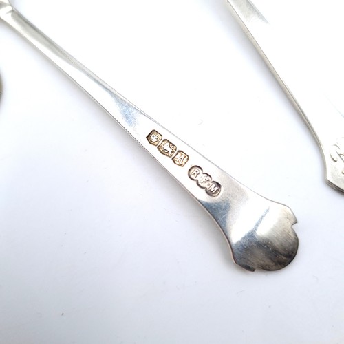 686 - A nice example of a Sterling Silver spoon and fork set, hallmarked Sheffield 1943, presented in Mapp... 