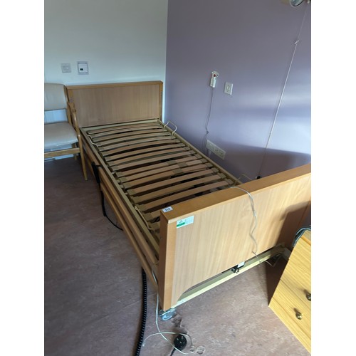 519 - Star Lot :  A commercial quality Harvest Healthcare. electric remote control hospital bed with wheel... 