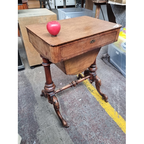 385 - Star Lot : A stunning Victorian antique oak sewing poy table. Featuring beautiful carved cabriole le... 