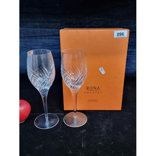 96 - A beautiful pair of Rona Crystal hand cut wine glasses with original presentation box. In very good ... 