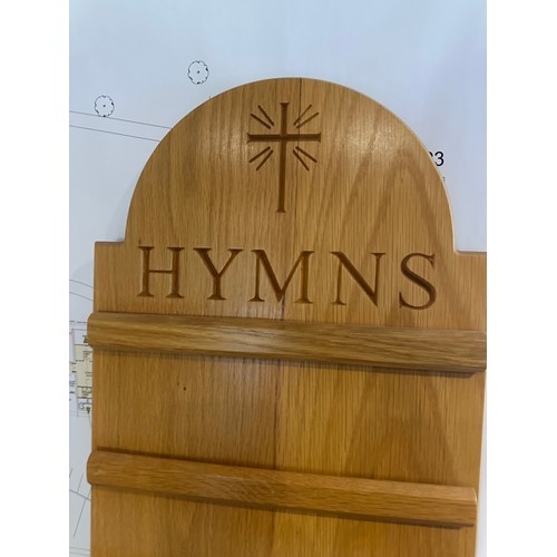 911 - A lovely quality heavy Hymns Oak board.