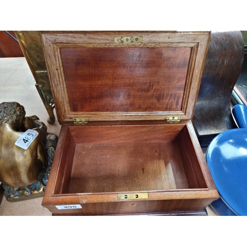 498 - A rather handsome Edwardian mahogany casket box.