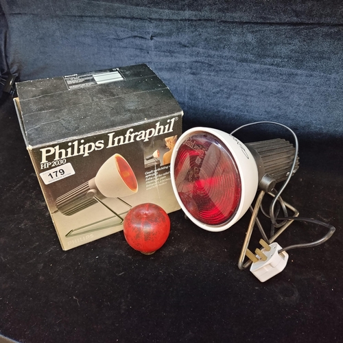 179 - A retro west German made Philips Infraphil HP2030 Infrared lamp. With original box. For Relief of Mu... 