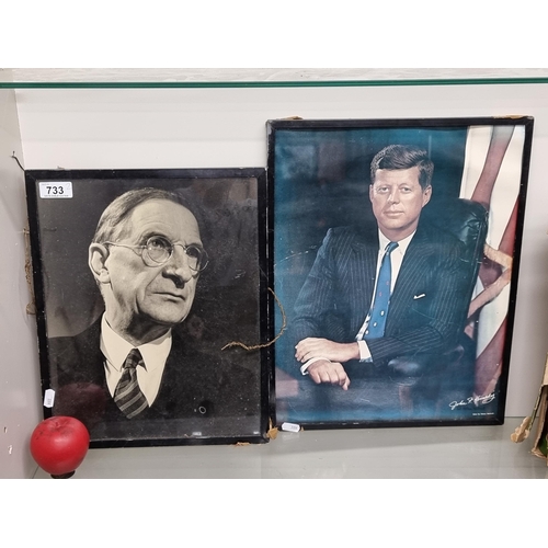 733 - Two vintage political pictures of Éamon De Valera and J.F.K