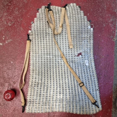 183 - A French made vintage very heavy  chainmail butcher's apron with straps. Nice to have a piece of cha... 