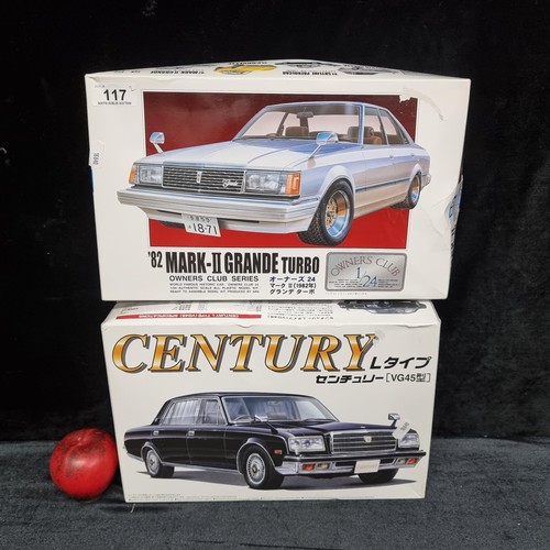 117 - A pair of Japanese DIY model Toyota car kits including the '82 Mark-II Grande Turbo by Arii Owners C... 