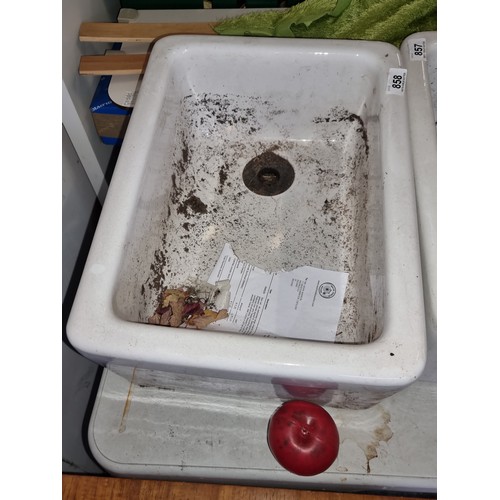 858 - A super neat size heavy antique rectangular ceramic butler's sink. In lovely condition. Great for an... 