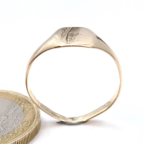 449 - A 9K gold signet ring, ring size Q, weight 1.57 grams.