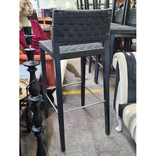 561 - Star Lot: A stylish set of 4 designer bar stools by Andreu World from the 'Valeria' collection in bl... 