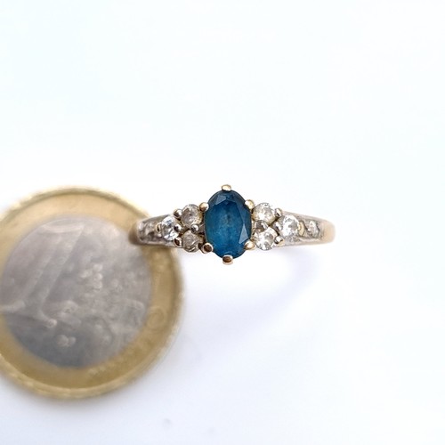 483 - A lovey vintage gemset 9K gold ring, ring size O, weight 2.0 gram, boxed.