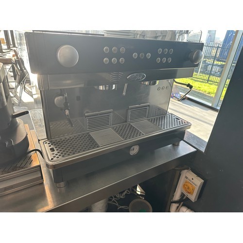 930 - Super Star Lot: A fabulous commercial coffee machine With steamers and frothers and expresso shots, ... 